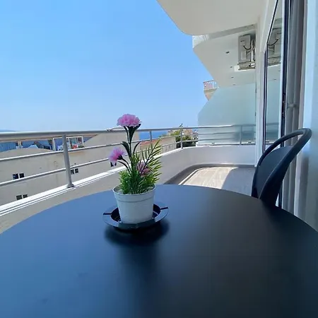 Edina By Hp Hotel Sarandë