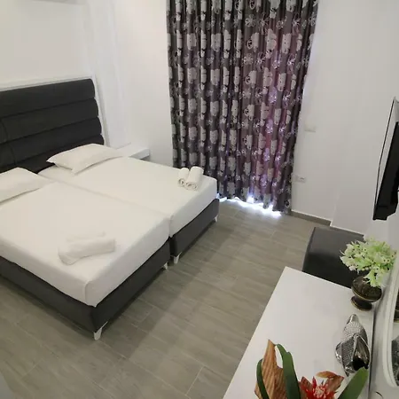 Hotel Edina By Hp