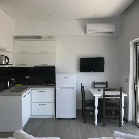 Edina By Hp ホテル Sarandë