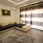 Edina By Hp Hotel *