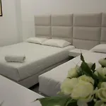 Edina By Hp Hotel