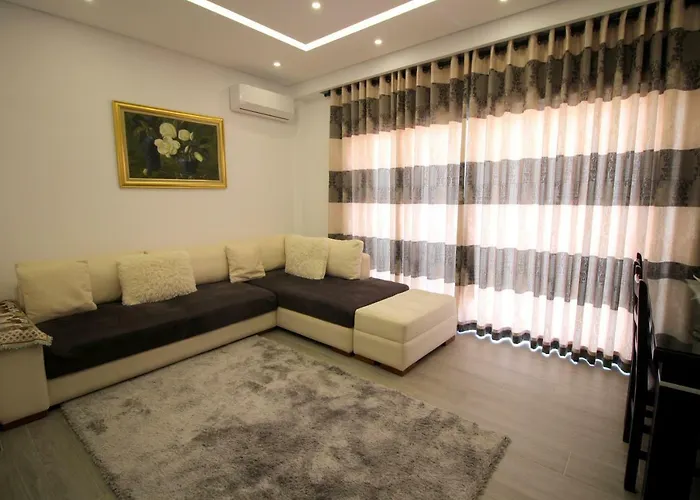 Edina By Hp Hotel *